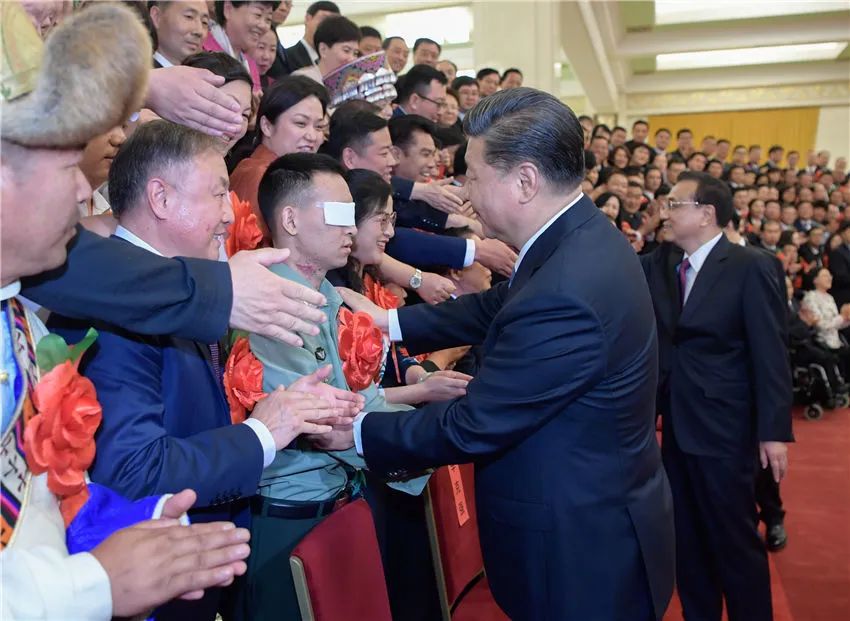习近平总书记关爱残疾人的故事